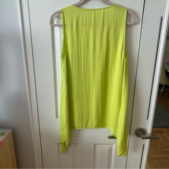 Sleeveless lime green buttoned tunic top in Sz L - Picture 2 of 6